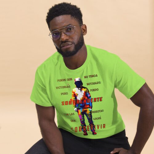 Camiseta colorida con frase sobre derrotas superadas